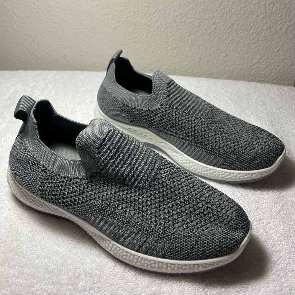 Tommy Bahama Gray Slip-On Flaunt Women Shoes Size 6.5